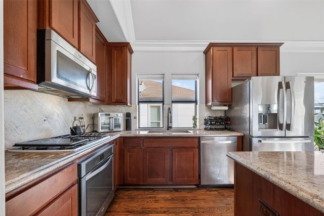 605 Meadow Street, Houston, TX 77020