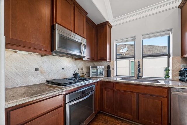 605 Meadow Street, Houston, TX 77020