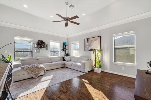 605 Meadow Street, Houston, TX 77020