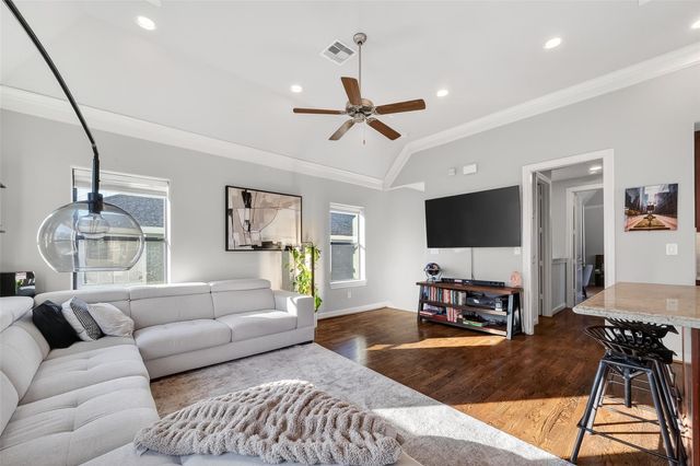 605 Meadow Street, Houston, TX 77020