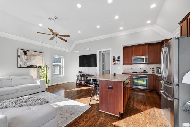 605 Meadow Street, Houston, TX 77020