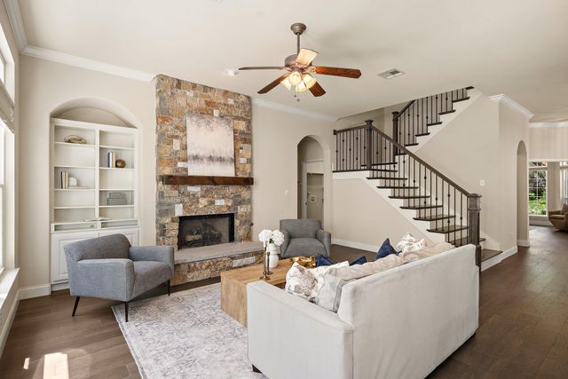 2713 Loyaga DR, Round Rock, TX 78681