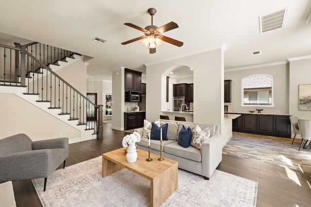 2713 Loyaga DR, Round Rock, TX 78681