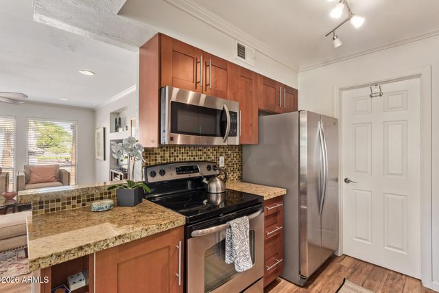 7315 E NORTHLAND Drive 4, Scottsdale, AZ 85251