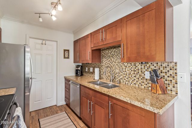 7315 E NORTHLAND Drive 4, Scottsdale, AZ 85251