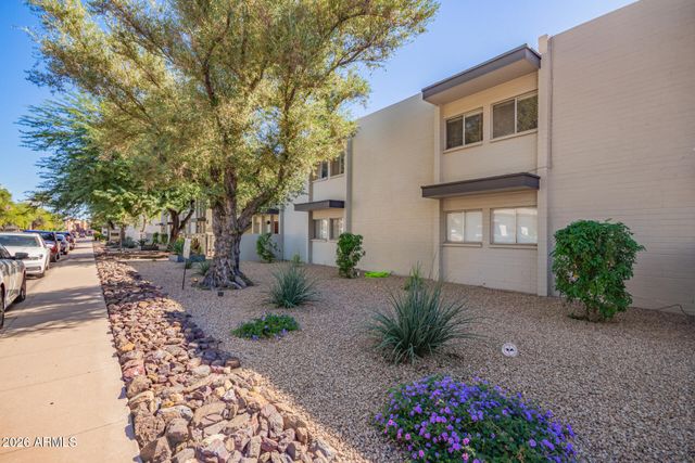 7315 E NORTHLAND Drive 4, Scottsdale, AZ 85251