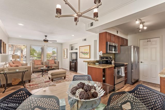 7315 E NORTHLAND Drive 4, Scottsdale, AZ 85251