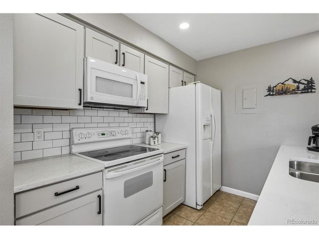 13732 E Lehigh Ave D, Aurora, CO 80014