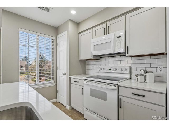 13732 E Lehigh Ave D, Aurora, CO 80014