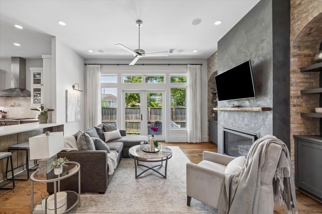 1101 Omar Street, Houston, TX 77009