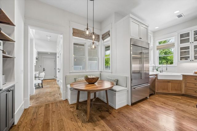 1101 Omar Street, Houston, TX 77009