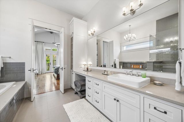 1101 Omar Street, Houston, TX 77009
