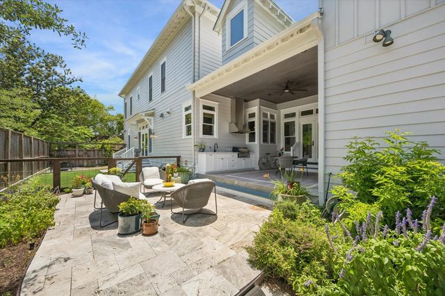 1101 Omar Street, Houston, TX 77009