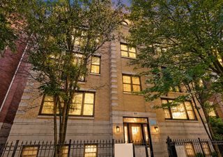 905 W Lawrence Avenue 3W, Chicago, IL 60640