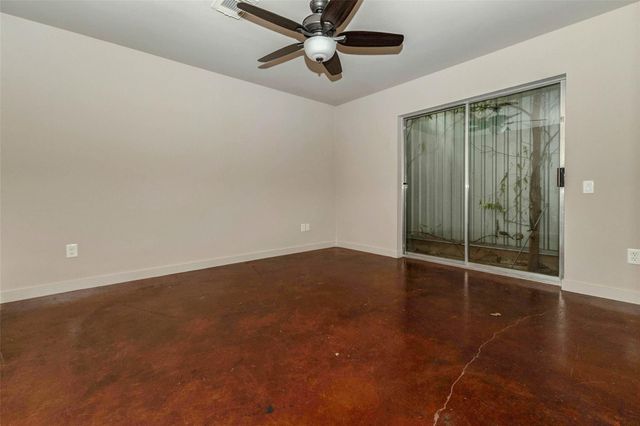 219 W Gray Street, Houston, TX 77019