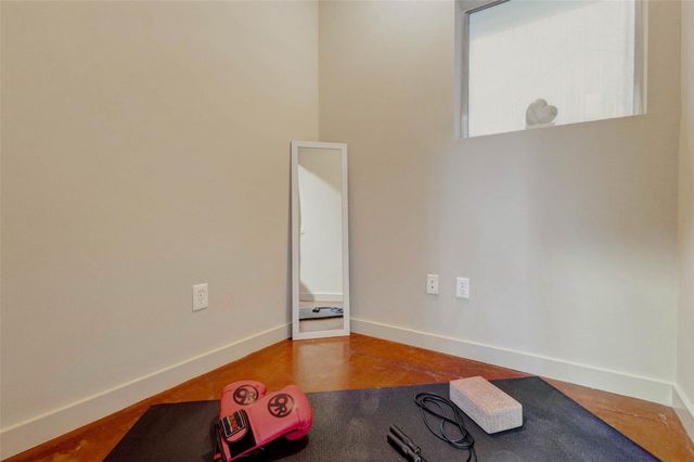 219 W Gray Street, Houston, TX 77019