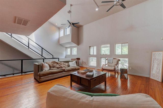 219 W Gray Street, Houston, TX 77019