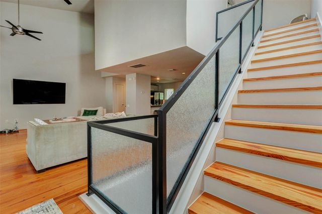 219 W Gray Street, Houston, TX 77019