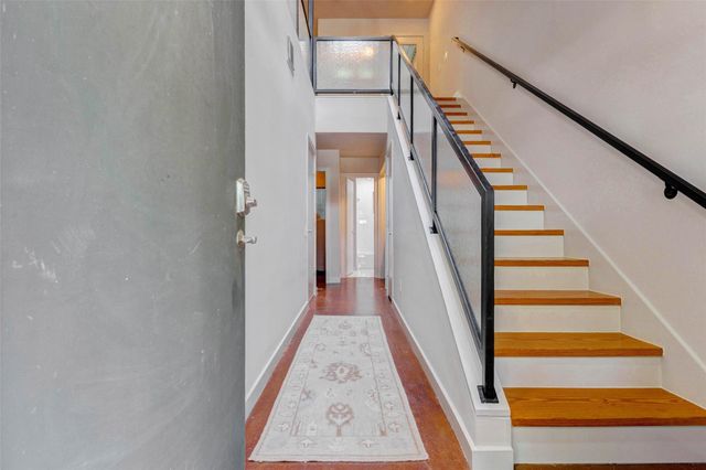 219 W Gray Street, Houston, TX 77019