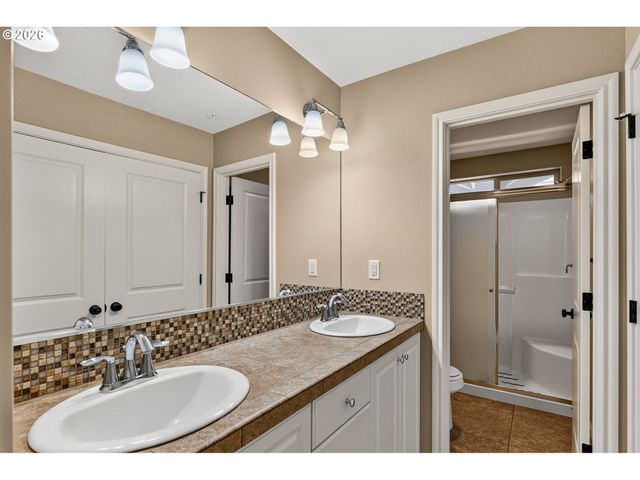 11488 Sw ZURICH St, Wilsonville, OR 97070