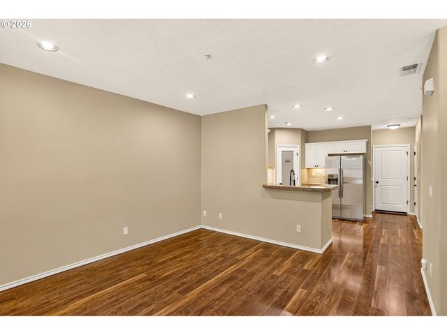 11488 Sw ZURICH St, Wilsonville, OR 97070