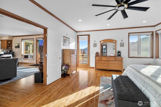 18019 Mariposa Lane, Mount Vernon, WA 98274