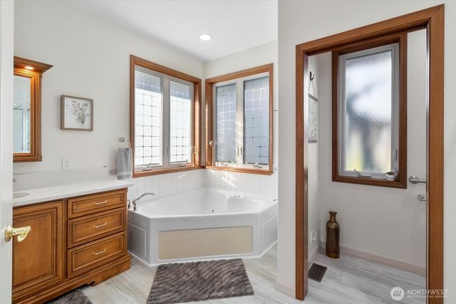 18019 Mariposa Lane, Mount Vernon, WA 98274