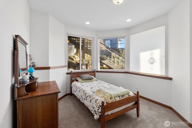 18019 Mariposa Lane, Mount Vernon, WA 98274