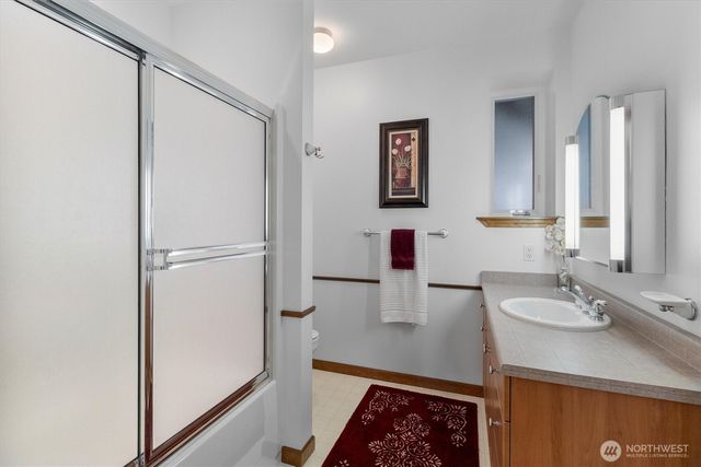 18019 Mariposa Lane, Mount Vernon, WA 98274