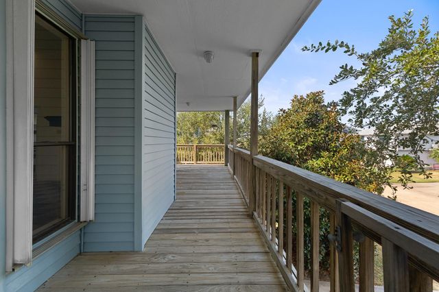 22311 Isle View Drive, Galveston, TX 77554