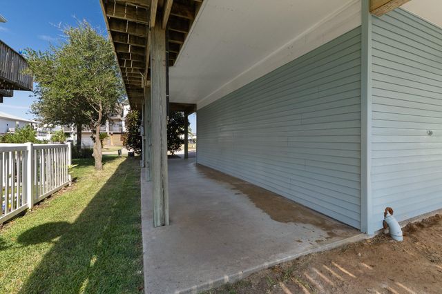 22311 Isle View Drive, Galveston, TX 77554