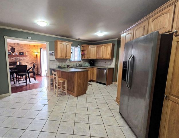 20900 Bayside Street, Saint Clair Shores, MI 48081