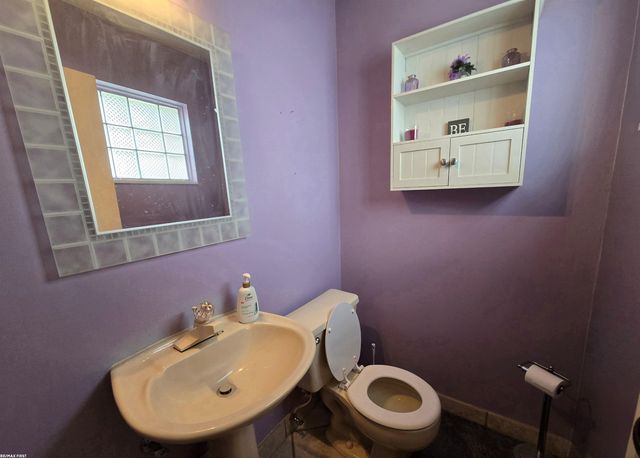 20900 Bayside Street, Saint Clair Shores, MI 48081