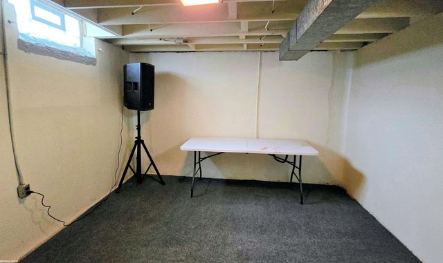 20900 Bayside Street, Saint Clair Shores, MI 48081