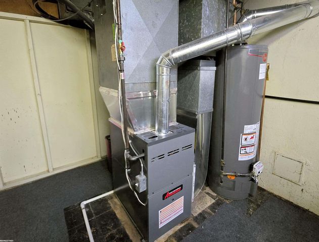 20900 Bayside Street, Saint Clair Shores, MI 48081