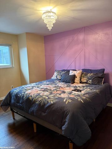 20900 Bayside Street, Saint Clair Shores, MI 48081