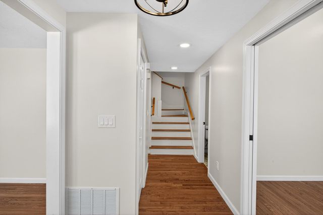 2 Pine Grove Village, Yarmouth Port, MA 02675