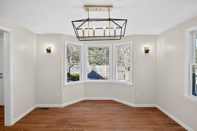 2 Pine Grove Village, Yarmouth Port, MA 02675