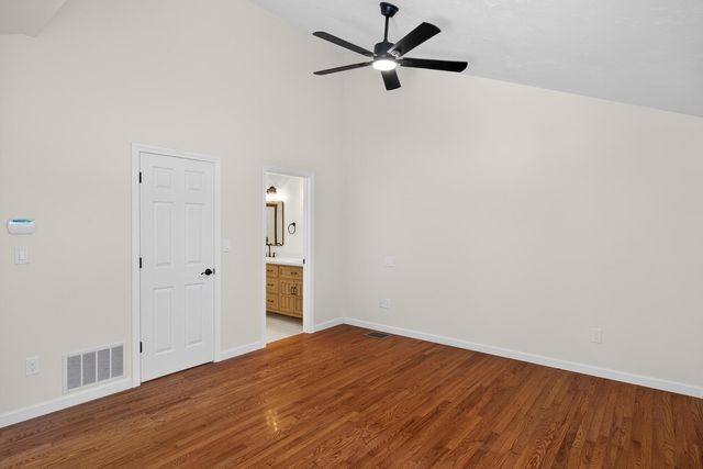 2 Pine Grove Village, Yarmouth Port, MA 02675