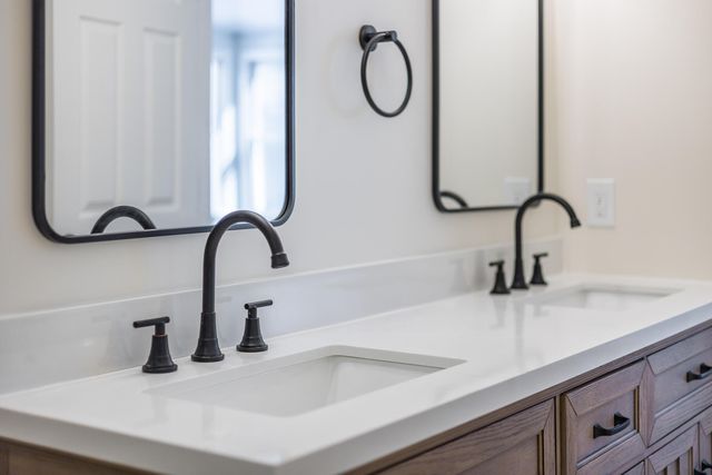 2 Pine Grove Village, Yarmouth Port, MA 02675