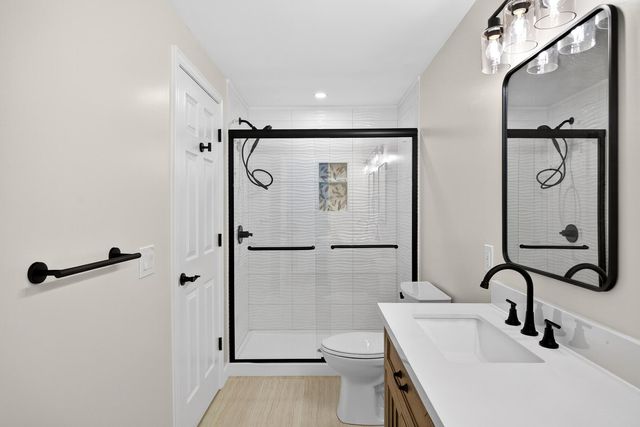 2 Pine Grove Village, Yarmouth Port, MA 02675