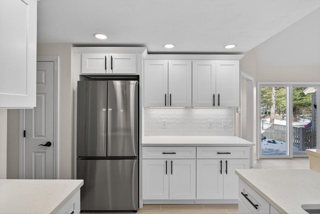 2 Pine Grove Village, Yarmouth Port, MA 02675