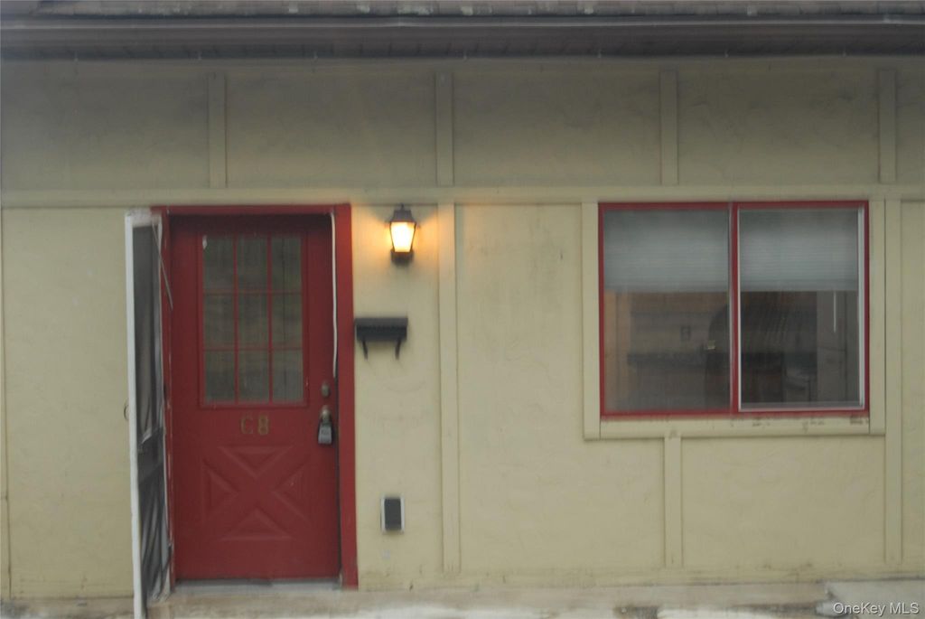 1191 Route 9W C8, Marlboro, NY 12542