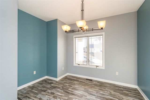 923 S 10th Street, Adel, IA 50003