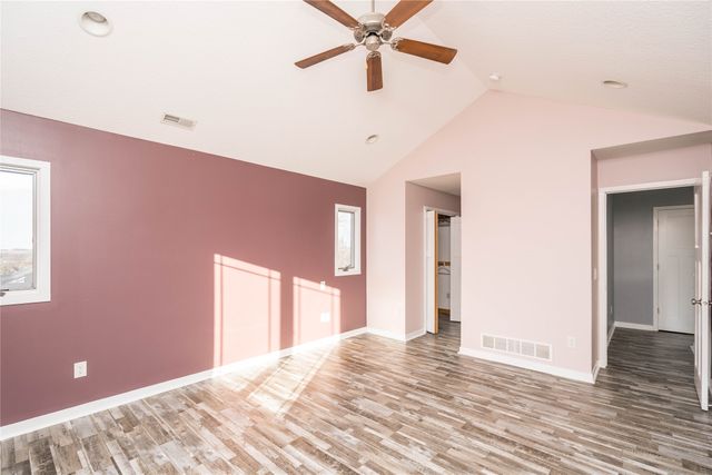 923 S 10th Street, Adel, IA 50003