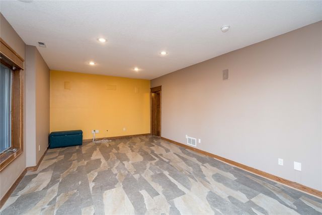 923 S 10th Street, Adel, IA 50003