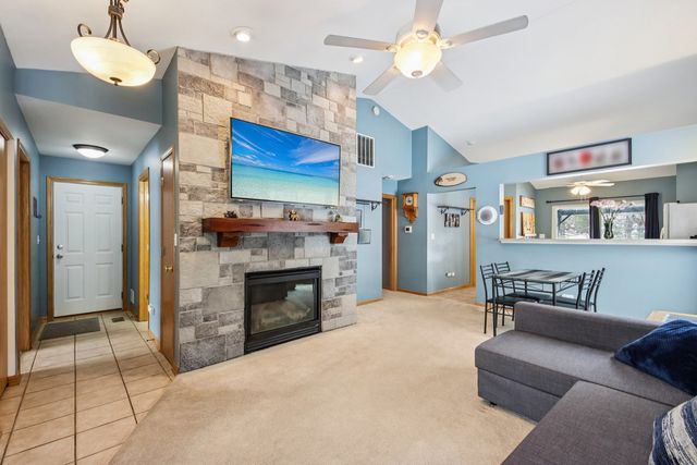 2492 Concord Court, Montgomery, IL 60538