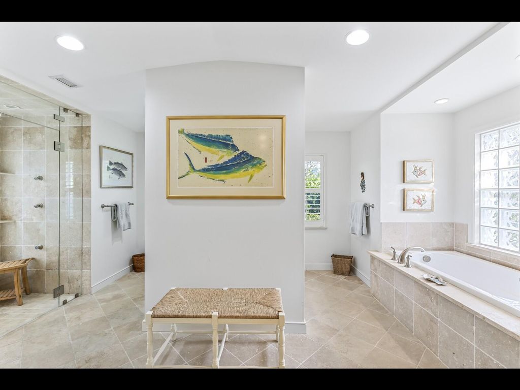 Image 17 of property listing at 252 WATERWAYS AVENUE, Boca Grande, FL 33921