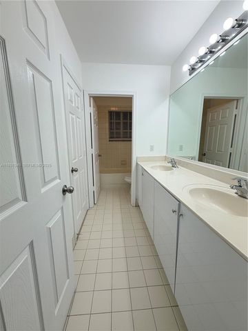 1415 NW 34th Way 1415, Lauderhill, FL 33311