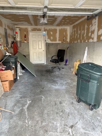 18 Lakeside Drive, Valhalla, NY 10595